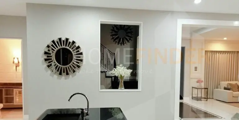 House in Pattanakarn32 - 3BR4WC220Sqm-10