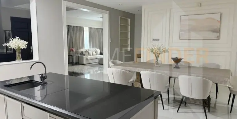 House in Pattanakarn32 - 3BR4WC220Sqm-12