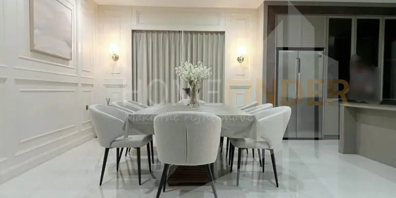 House in Pattanakarn32 - 3BR4WC220Sqm-8