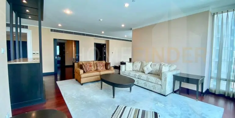 Bright Sukhumvit 24-22