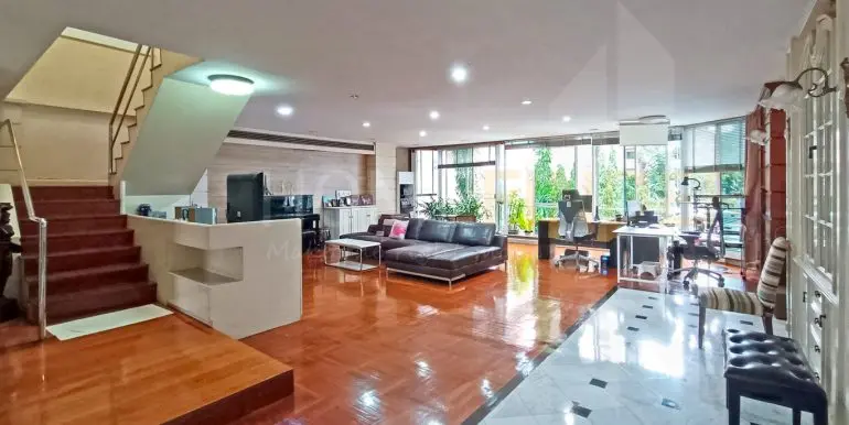 Bright Sukhumvit 24-3