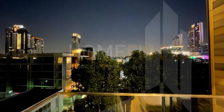 Bright Sukhumvit 24-31