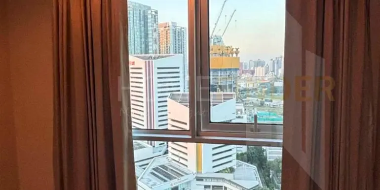 Bright Sukhumvit 24-7