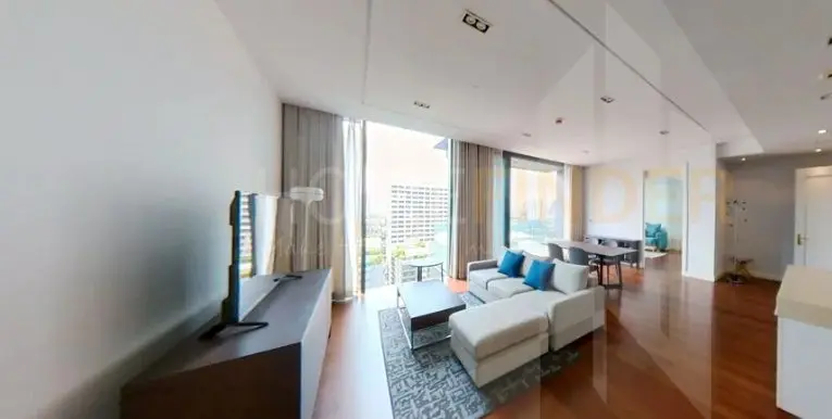Bright Sukhumvit 24-7