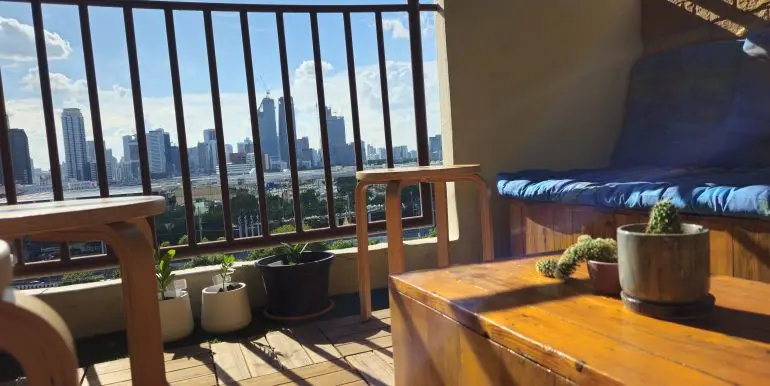 Balcony 2