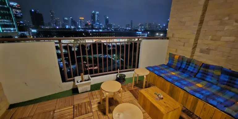 Balcony 3