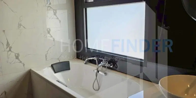 House in Pattanakarn32 - 3BR4WC220Sqm-2
