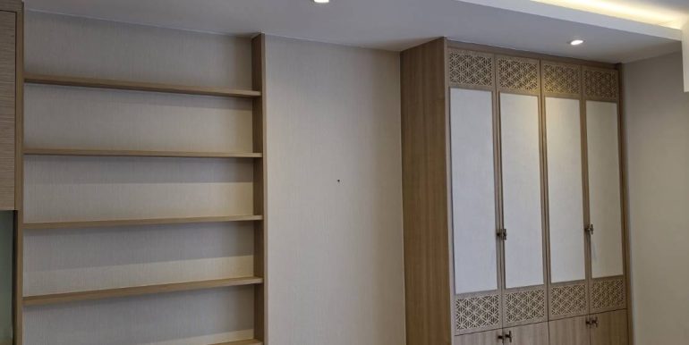 S__338829328